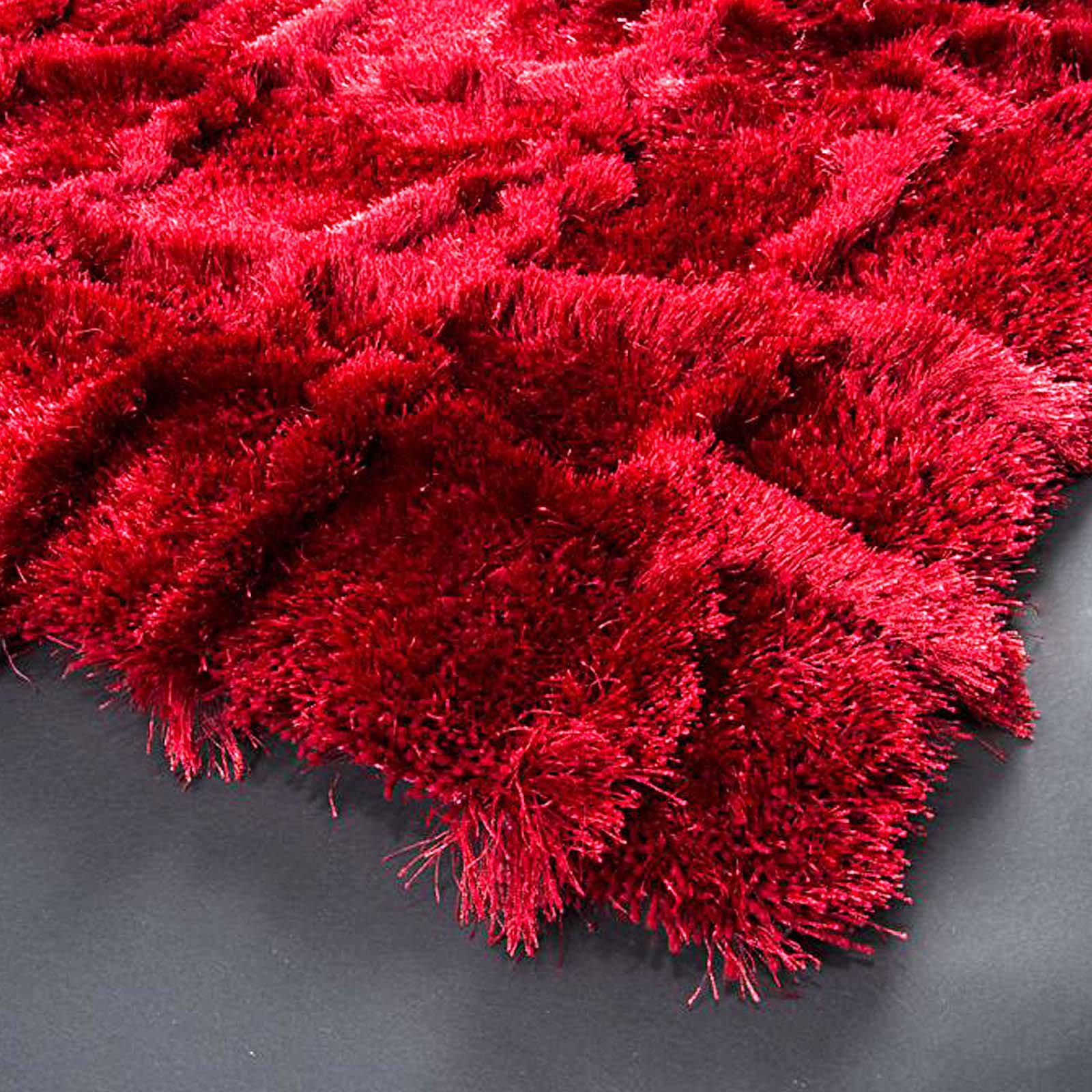 cross p red modern rug